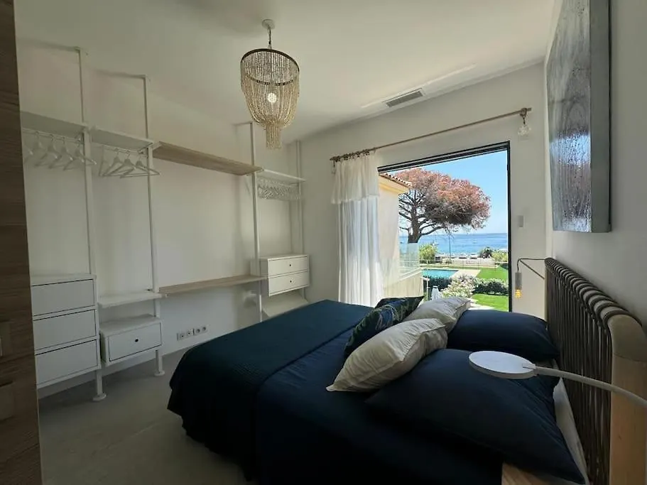 Charmante Maison Face A La Mer Sainte-Maxime